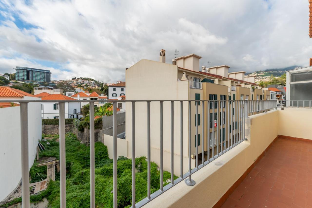 Social Lodge - Happiness Funchal  Exteriör bild